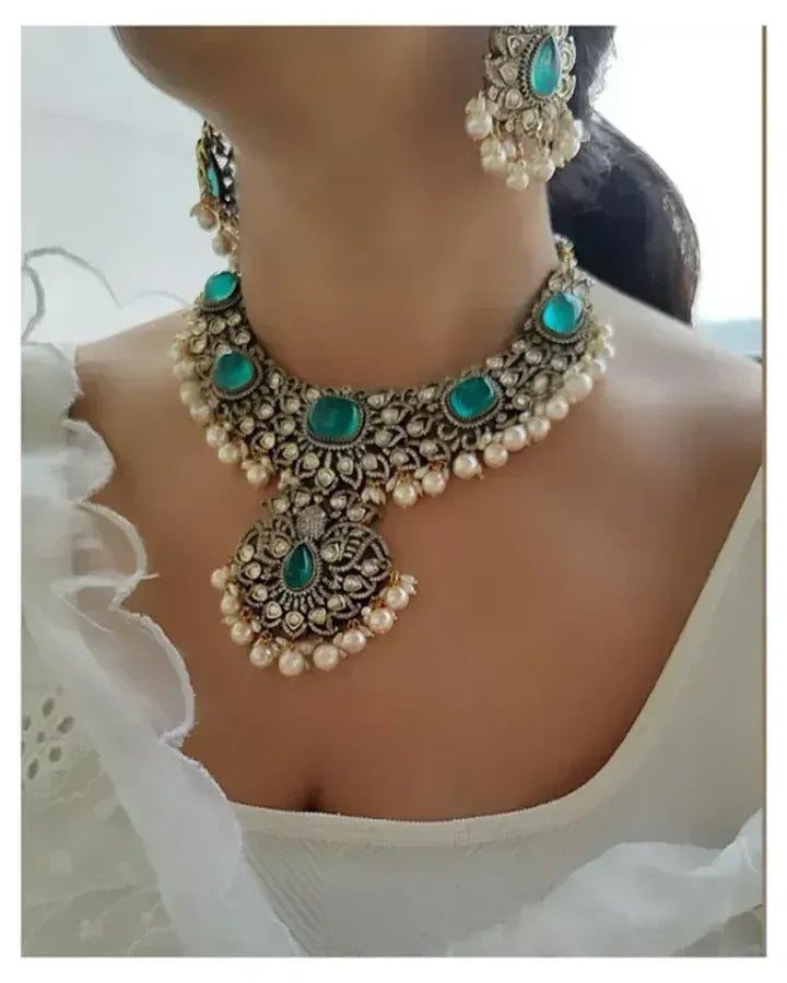 Luxurious Sabyasachi Inspired Bridal Antique Victorian Dual Tone Jewellery Necklace Set - instor360.com